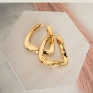 OMA SMIL Hoops Big Gold